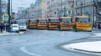 За праздники с улиц Петербурга вывезли почти 140 тыс. кубометров снега - dp.ru - Санкт-Петербург