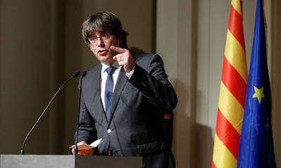 Карлес Пучдемон - ЕП лишил лидера каталонских сепаратистов депутатской неприкосновенности - capital.ua - Испания - Каталония