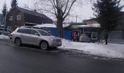 Стали известны обстоятельства ДТП, в котором иномарка врезалась в жилой дом в Тюмени - nashgorod.ru - Тюмень