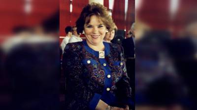Эльдар Рязанов - Лариса Голубкина - Мэр Москвы поздравил актрису Ларису Голубкину с днем рождения - inforeactor.ru - Москва