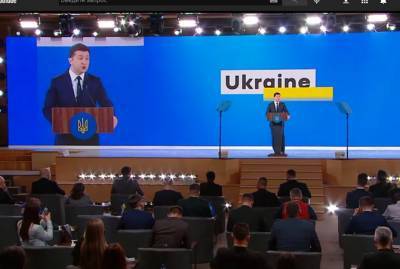 Владимир Зеленский - Владимир Зеленский – о заблокированных телеканалах: Работаем над их пожизненной блокировкой в YouTube - kp.ua - Испания