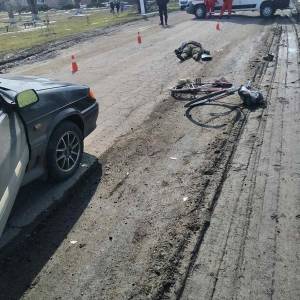 В Запорожской области водитель ВАЗа насмерть сбил велосипедистку. Фото - reporter-ua.com - Запорожская обл.