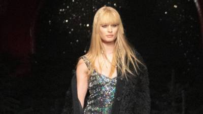 Chanel осень-зима 2021: Виржини Виар настаивает, что в будущем сезоне мы будем блистать - skuke.net - Париж