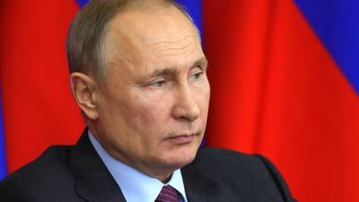 Владимир Путин - Валерий Фальков - Путин поддержал инициативу закрепить в законе правовой статус молодых ученых - vesti.ru - Москва