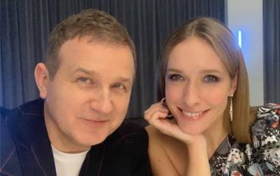 Юрий Горбунов - Екатерина Осадчая - Осадчая восхитила роскошными ножками в мини-платье, Горбунов может гордиться: "Милая аристократка" - sport.politeka.net - Украина