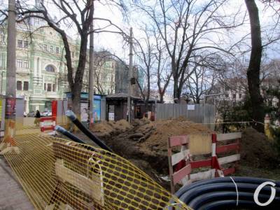 На одесской Соборной площади строят подстанцию для дома Руссова (фото) - odessa-life.od.ua - Одесса