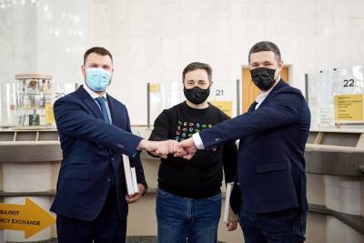 Укрпошта розширила перелік послуг, які можна отримати за допомогою застосунку Дія від Мінцифри — поштові перекази, внутрішні відправлення із післяплатою на суму від 5000 грн та міжнародні посилки - itc.ua - Украина - Украинские Новости