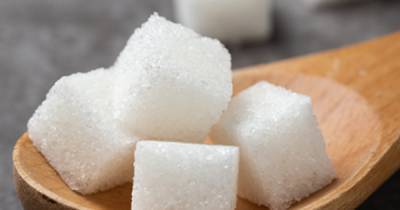 Российские заводы прекратили поставлять сахар в магазины - ren.tv