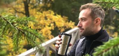 Дмитрий Шепелев - Дмитрий Шепелев захотел подарков за рождение ребенка - runews24.ru