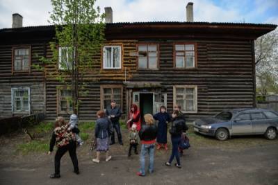 Александр Высокинский - Реновация в Свердловской области коснется малоэтажной застройки "без элементарных удобств" - interfax-russia.ru - Свердловская обл.