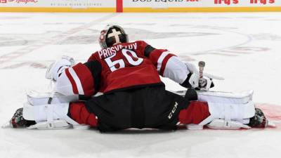 Новый рекорд России в НХЛ: 11 вратарей в сезоне - vesti.ru - шт. Колорадо - шт. Аризона