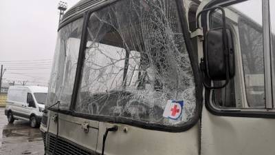 В аварии с автобусом в Туле пострадали сотрудники психбольницы - vesti.ru - Тула