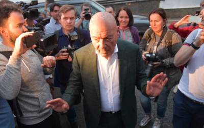 Владимир Познер - В Тбилиси прошли акции протеста из-за визита Владимира Познера - readovka.ru - Грузия - Апсны - Тбилиси