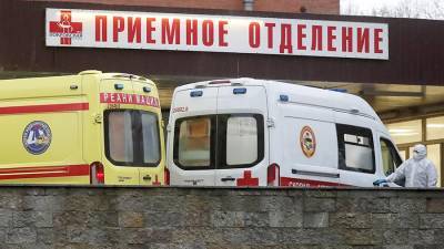 В России выявили 9169 случаев COVID-19 за сутки - iz.ru - Москва - Санкт-Петербург - Московская обл.