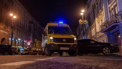 В Петербурге выявили ещё 710 случаев COVID-19, в Москве – скачок прироста - dp.ru - Москва - Санкт-Петербург