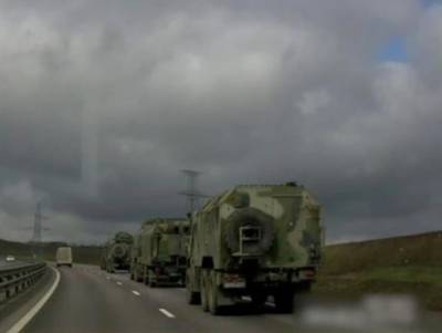 Россия активно перебрасывает военную технику в Крым через Керченский мост – СМИ - gordonua.com - Россия - Крым - Краснодарский край - Севастополь - Ставрополье