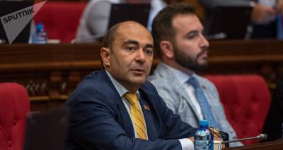 Эдмон Марукян - Марукян сказал, кто возглавит предвыборный штаб партии "Просвещенная Армения" - ru.armeniasputnik.am - Ереван