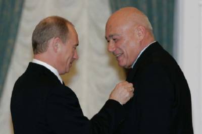 Дмитрий Песков - Владимир Познер - Кремль отреагировал на изгнание Познера из Грузии - lenta.ua - Россия - Грузия - Тбилиси
