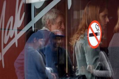 «Солома с реагентами»: Хамзаев раскритиковал новые цены на сигареты в России - vm.ru