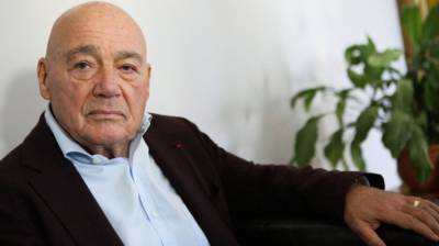 Борис Корчевников - Владимир Познер - Познер признался, что однажды ударил трехлетнюю дочь - nation-news.ru
