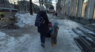 На секунды потерял сознание: в торговом центре Ярославля мальчик сломал позвоночник - progorod76.ru - Ярославская обл. - Ярославль