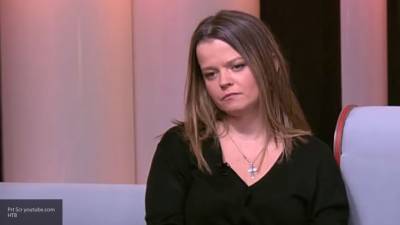 Лариса Долина - "Нервное" поведение дочери Долиной в прямом эфире смутило зрителей - newinform.com