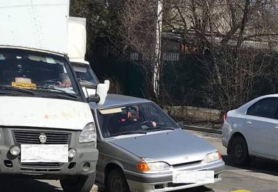 Ростовчане массово проваливаются в огромную яму на пересечении Щедрина и Куприна - privet-rostov.ru - Ростов-На-Дону