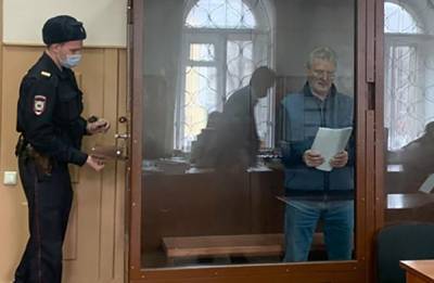 Евгений Шпигель - Экс-губернатора Белозерцева переместили в "Матросскую тишину" - nakanune.ru