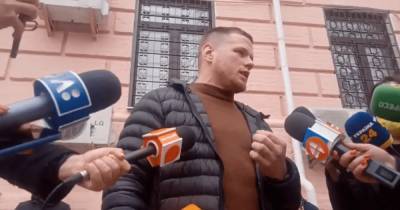 Сергей Стерненко - Сергей Филимонов - Маси Найем - Суд отправил под домашний арест еще одного участника протестов на Банковой (видео) - focus.ua - Киев