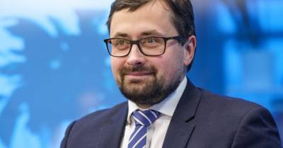 Бывший руководитель Latvijas pasts обвиняется в фиктивном трудоустройстве: дело передано в прокуратуру - rus.delfi.lv - Латвия