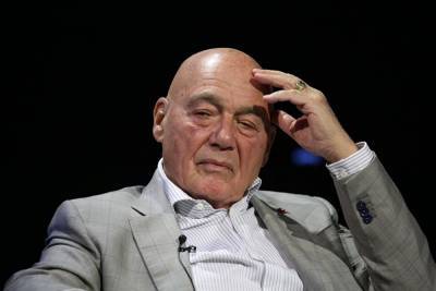 Владимир Познер - Познер высказался об инциденте в Тбилиси: «Люди, устроившие шабаш, не стоят внимания» - znak.com - Грузия - Тбилиси