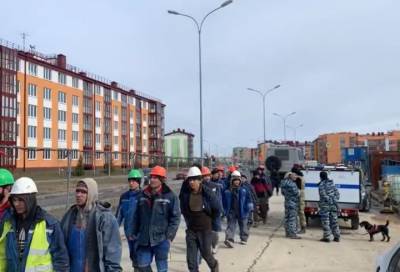 Полиция провела рейды на стройплощадках в Пушкинском районе Петербурга - online47.ru - Ленинградская обл. - Санкт-Петербург