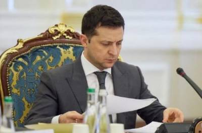 Владимир Зеленский - Алексей Резников - Виктор Ляшко - Санкции Зеленского и изменения в "красной" зоне: главное за последние часы - from-ua.com - Киев - Крым - Закарпатская обл.
