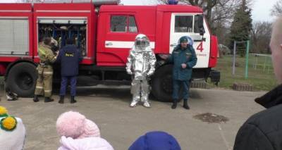 В Луганском детском доме провели эвакуацию. ФОТО - cxid.info - Луганск