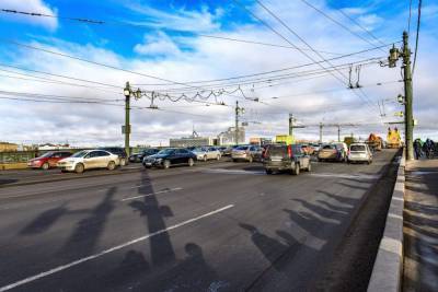 В Петербурге на две недели ограничили движение по Литейному мосту - abnews.ru - Санкт-Петербург - р-н Приморский