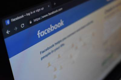 Юрий Гагарин - Роскомнадзор потребовал от Facebook снять ограничения с трансляции RT, посвящённой полёту Гагарина в космос - news-front.info - Россия