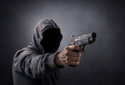 Во Всеволожске задержали 19-летнего парня, участвовавшего в разбойном нападении на семью - online47.ru - Всеволожск