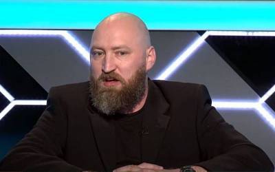 Виталий Портников - Боевик АТО: 80 тысяч штыков и 900 танков ополчения уже заставляют Зеленского заикаться - topcor.ru - Крым