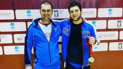 Штангист Наниев стал бронзовым призером чемпионата Европы - vesti.ru - Москва - Болгария