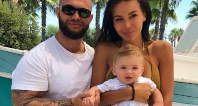 Оксана Самойлова - «Какой хитрый взгляд у Давидика»: Джиган умилил сеть фотографией с сыном, позируя в личном самолете - goodnews.ua - Турция
