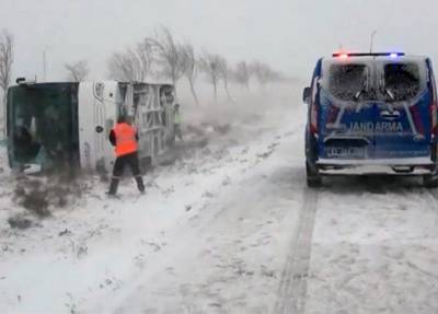 Россиянка в перевернувшемся в Турции автобусе погибла на глазах мужа - province.ru - Турция - Абакан - Анкара