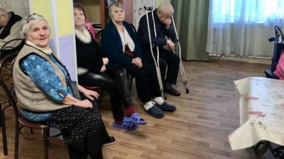 Роман Бусаргин - Карантин снят: дома престарелых в Саратовской области вновь принимают посетителей - riafan.ru - Саратовская обл.