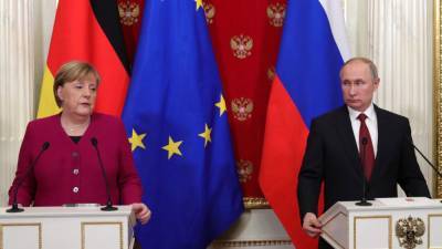 Владимир Путин - Дмитрий Песков - Ангела Меркель - Вадим Наумов - Песков заявил, что Меркель не требовала сократить военное присутствие РФ у границ Украины - nation-news.ru