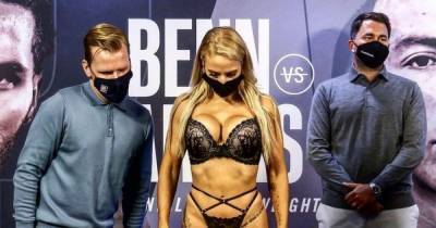 Сексуальную боксершу с пятым размером груди жестко избили в чемпионском бою - tsn.ua