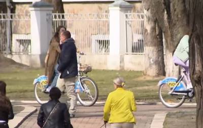 По-летнему жарко, но дождливо: синоптики рассказали, какой будет погода в Украине 12 апреля - akcenty.com.ua - Крым - Харьковская обл. - Волынская обл. - Кировоградская обл. - Черкасская обл. - Закарпатская обл.