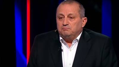 Владимир Зеленский - Яков Кедми - Яков Кедми назвал президента Украины «позором еврейского народа» - riafan.ru - Москва