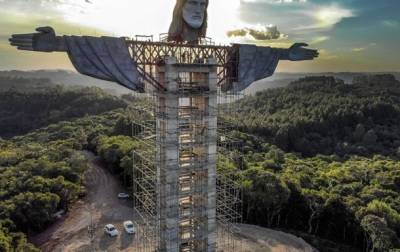 Иисус Христос - В Бразилии строят новую статую Иисуса Христа - korrespondent.net - Рио-Де-Жанейро - Бразилия - Индонезия