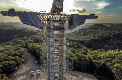 Иисус Христос - В Бразилии строят самую высокую статую Иисуса Христа - unn.com.ua - Киев - Рио-Де-Жанейро - Бразилия - Индонезия