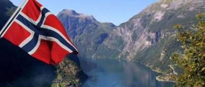 Премьер Норвегии была оштрафована за любовь к праздничным посиделкам - w-n.com.ua - Норвегия