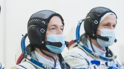 Юрий Гагарин - Сергей Рыжиков - Сергей Кудь-Сверчков - Олег Новицкий - Петр Дубров - Российские космонавты записали видео с МКС к юбилею первого полета Гагарина - nation-news.ru